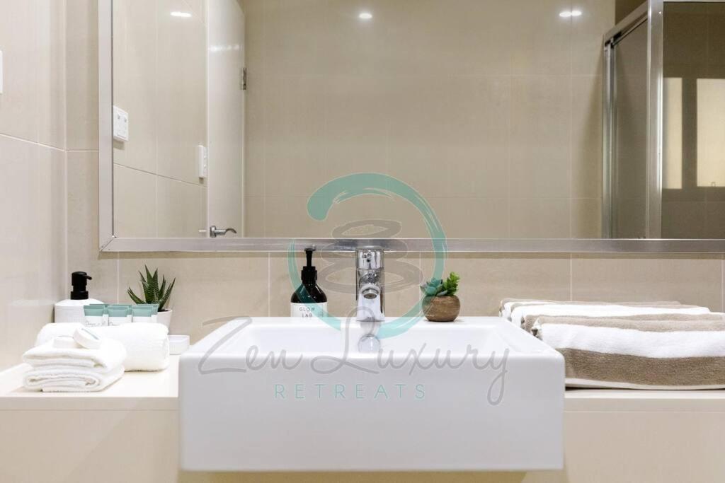 Zen Ocean Charm 3Br Luxury W/Front Apt Pool + Bbq داروين المظهر الخارجي الصورة
